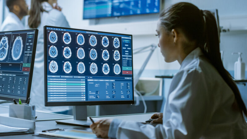 
											  Does Online Learning Work? Framing The Debate To Come…| Andrew Watson, Learning & The Brain Blog | 4 min read   | Editor’s Rating:      							