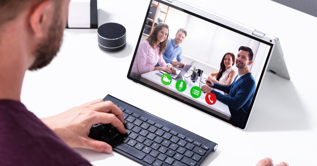 Juggling ‘Roomers’ and ‘Zoomers’? How Teachers Make Hybrid Learning Work | Editor’s Rating: