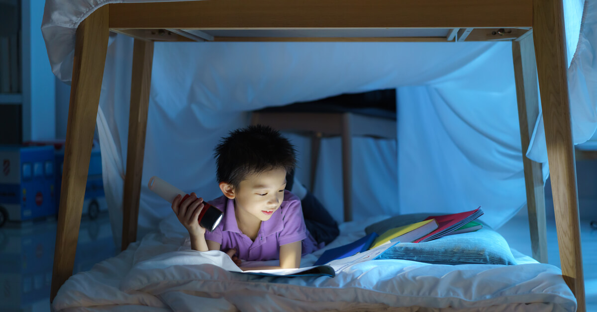10 Ways to Nudge Your Kids to Read  —  for Fun! | Deborah Farmer Kris  | 5 Min Read