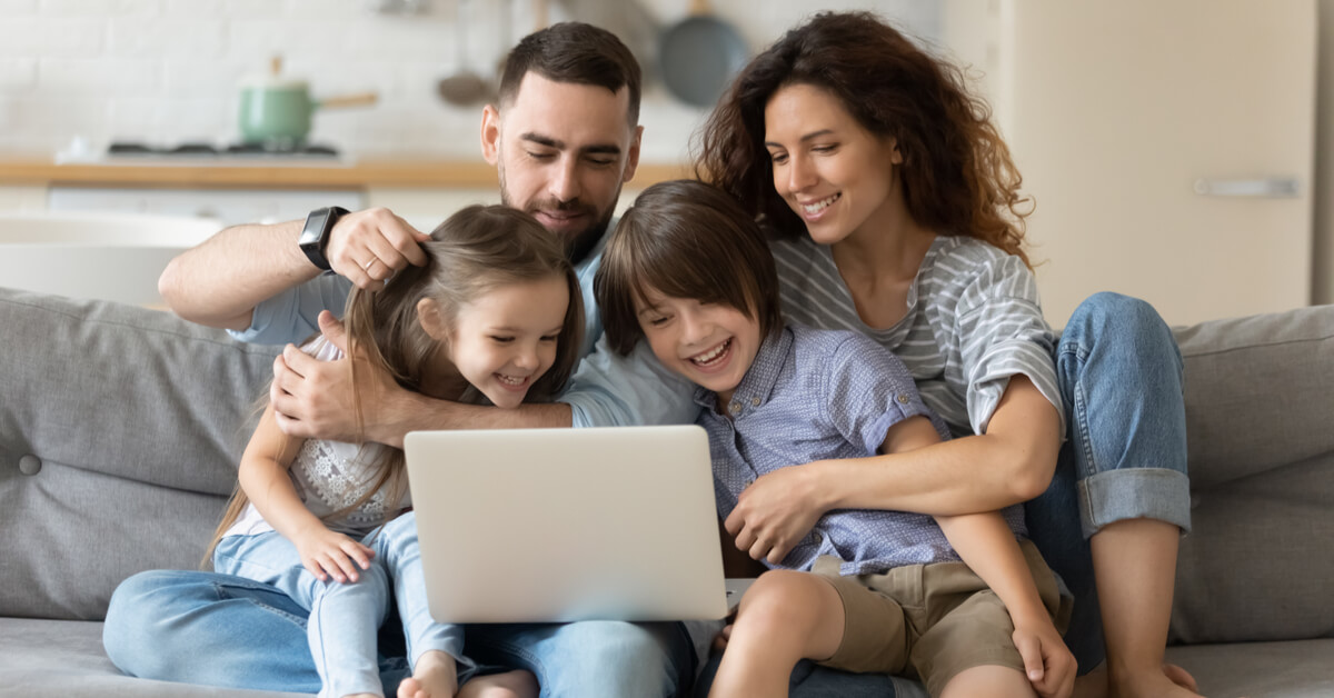 Family Bonds: How To Use Tech As A Tool For Connection | Janell Burley Hofmann  | 2 Min Read